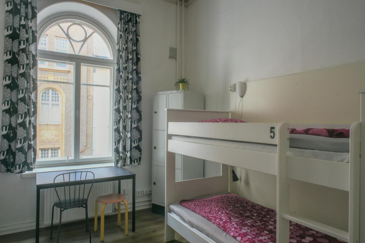 Hostelli Diana Park *