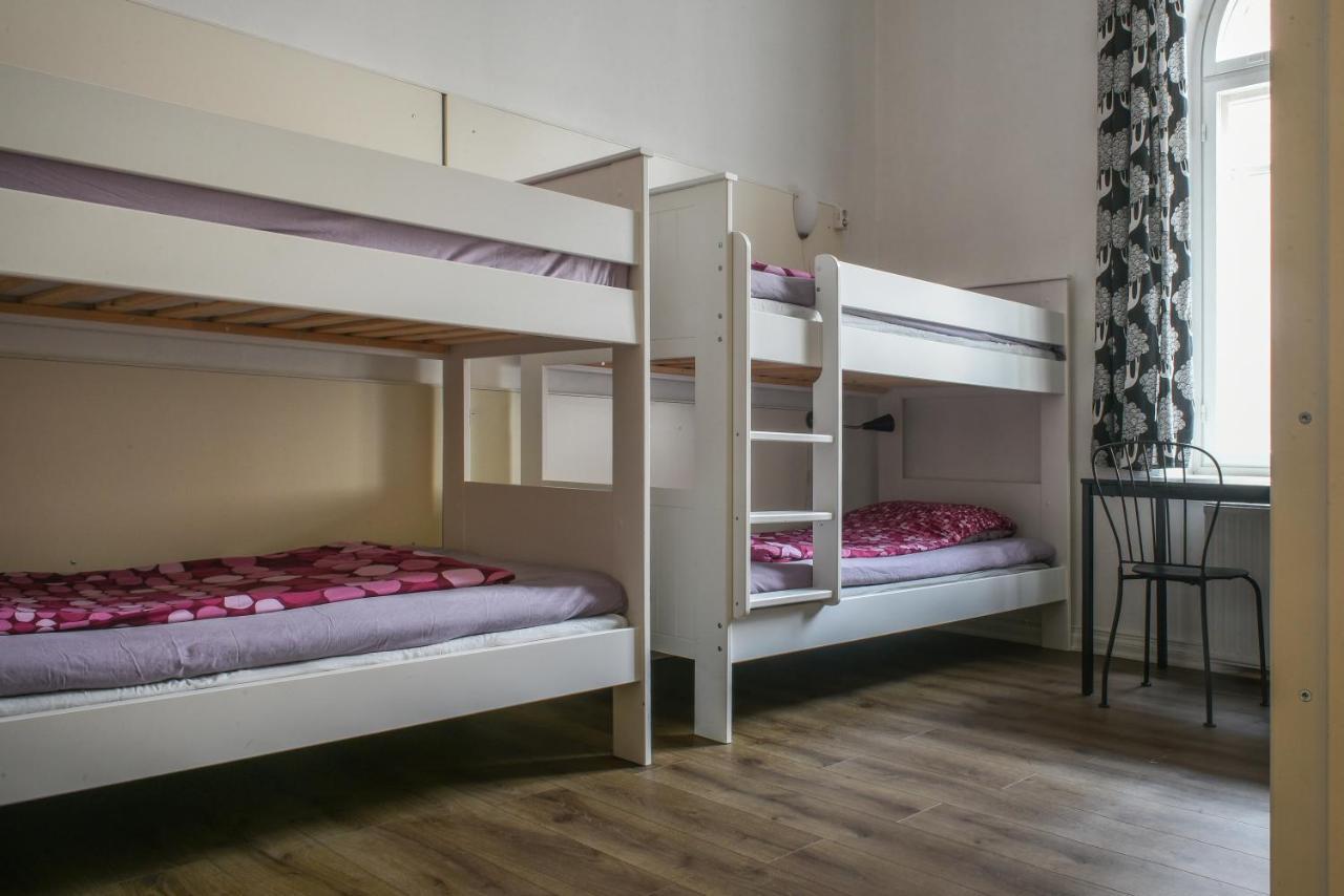 Diana Park Albergue *